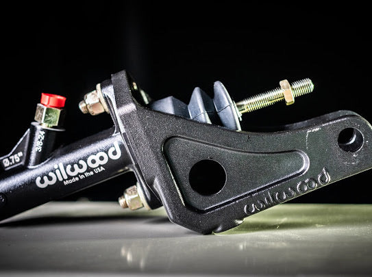 Wilwood Master Cylinder & Mount